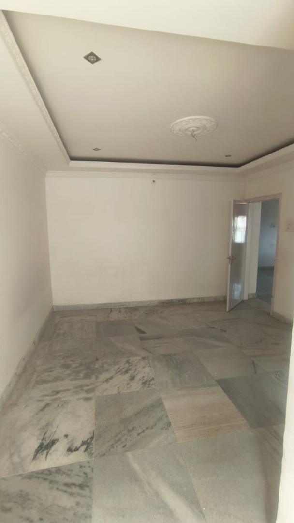 Unfurnished 3bhk in Odalbakra, Kahilipara, Guwahati, Assam, India for Rent